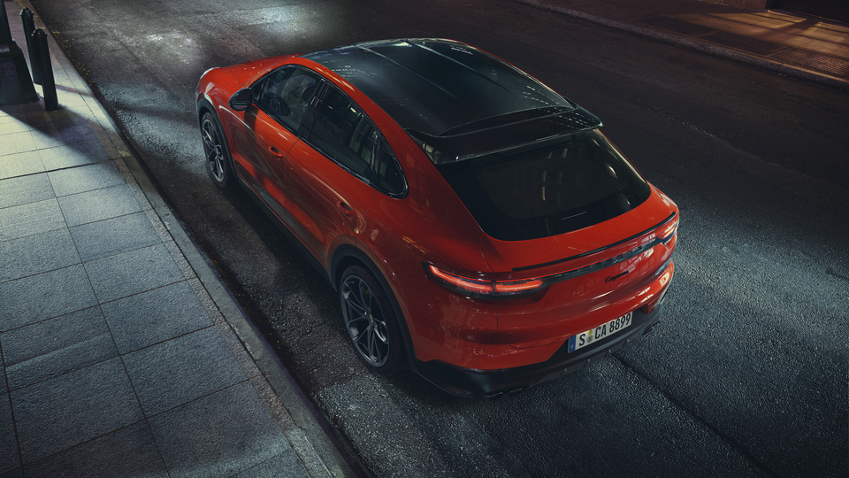 100 km/s hıza 3.9 saniyede çıkıyor