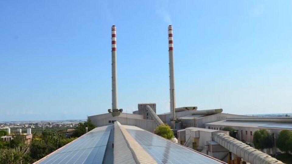 Şişecam'dan 2. güneş enerjisi santrali