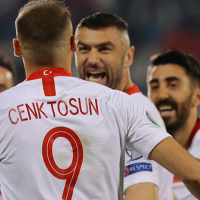 "Umut satmayalım, umut edelim"