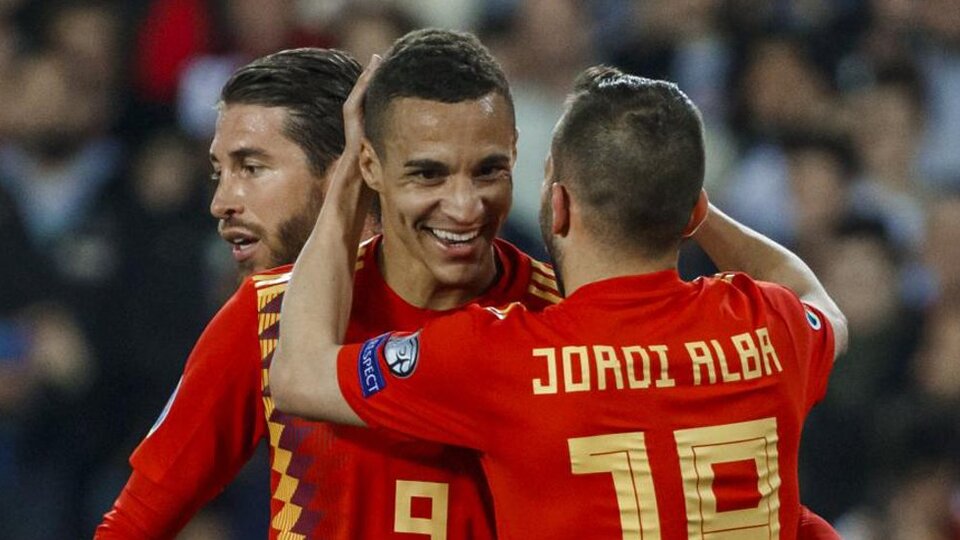 İspanya'dan iyi start!