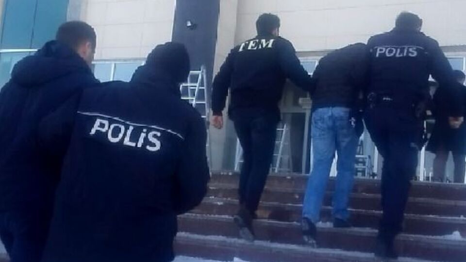 33 ilde 41'i muvazzaf 51 gözaltı!