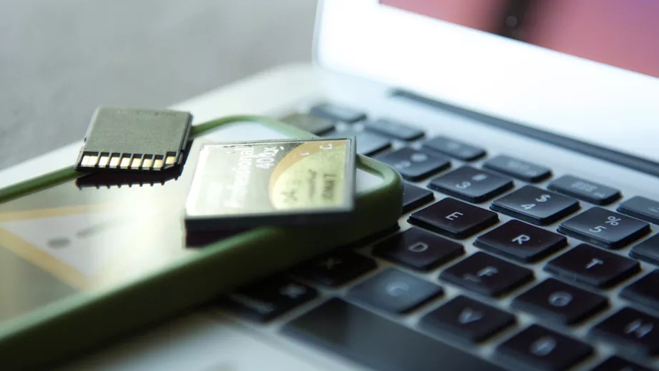 Silinen fotoğraflar nasıl kurtarılır?