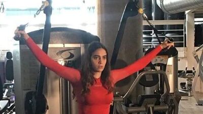 Melisa Emirbayer kimdir?