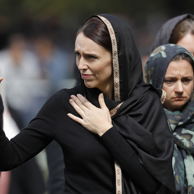 Ardern neden başörtü taktığını açıkladı