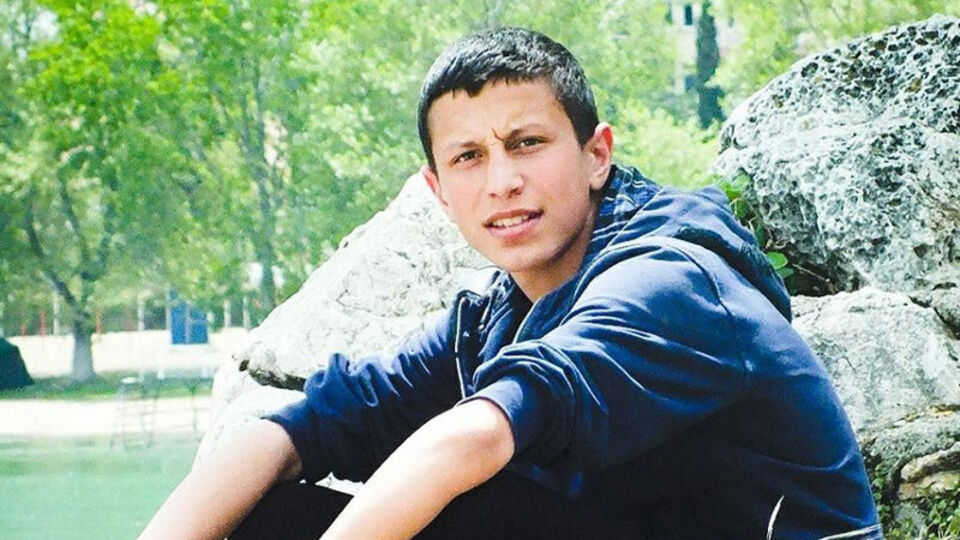 Sınıfta liseli dehşeti!