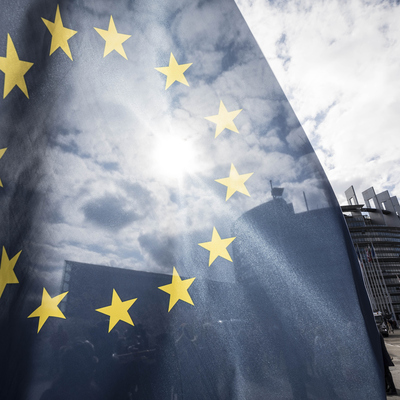 Yeni online telif düzenlemesi onaylandı: Devrim mi sansür mü?