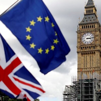 8 Brexit önergesi de destek alamadı