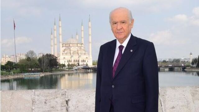 MHP Lideri Osmaniye'de halka seslendi
