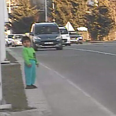 O adımı attı! Yürekleri ağza getiren görüntü