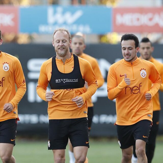 Nagatomo koşulara başladı