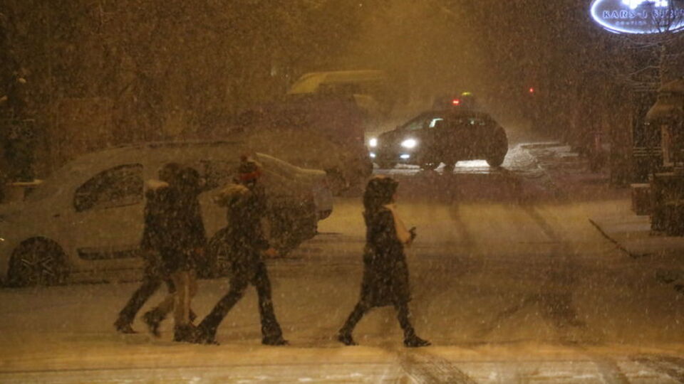 Kars, baharda da kış!