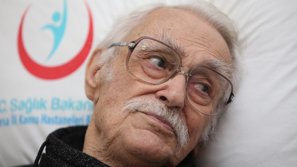 Eşref Kolçak'tan hayranlarını üzen haber