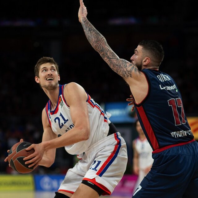 Anadolu Efes rahat kazandı!