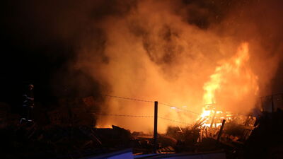 Palet fabrikasının deposunda yangın!