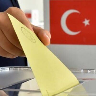 1 milyon 156 kişi ilk kez oy kullanacak