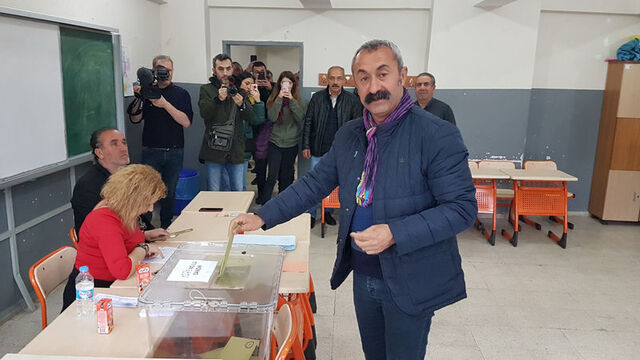 Komünist başkan ne yaptı?