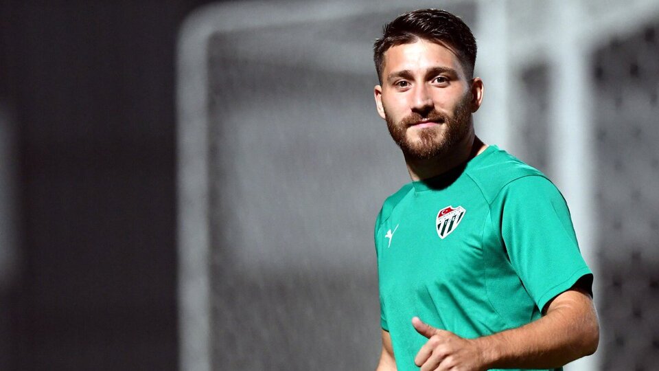 Tunay sahalara dönüyor