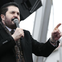 Sayan'dan Cabas'a "Ağrı" cevabı!