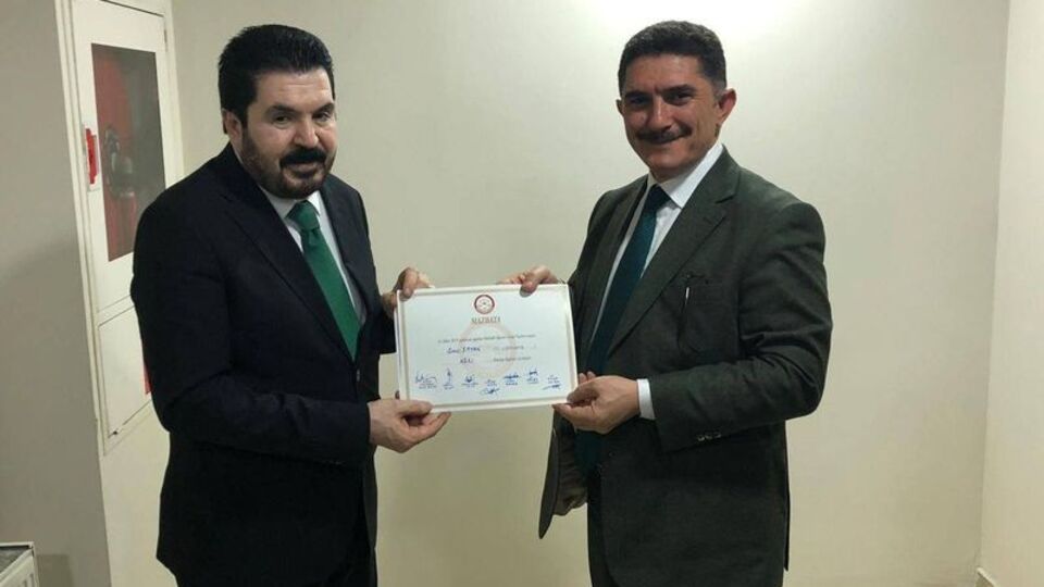 Savcı Sayan mazbatasını aldı