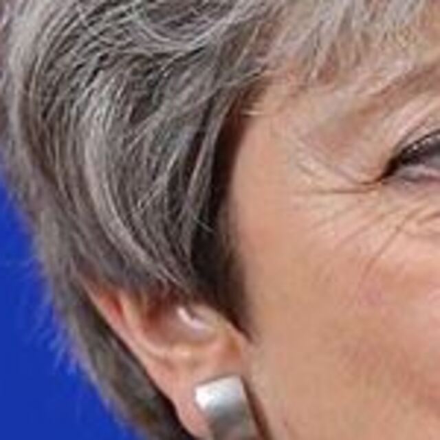 May'den Brexit'e yeni erteleme açıklaması