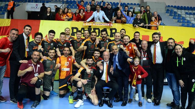 Galatasaray yarı finalde
