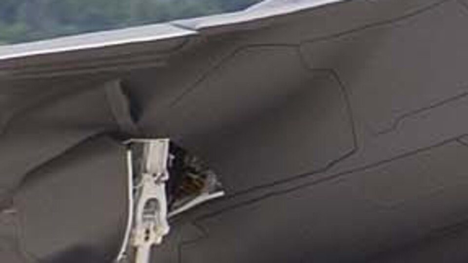 "Türk pilotların eğitimleri devam ediyor"