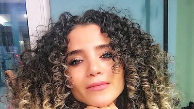 Nilay Toprak kimdir?