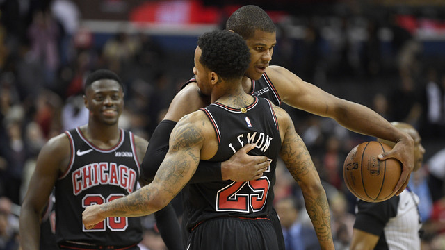 Chicago Bulls son saniyede güldü