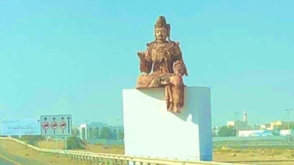 BAE'deki Buda heykeli tartışma yarattı!