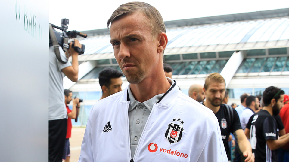 Guti açıkladı! Beşiktaş'ta kalacak mı?
