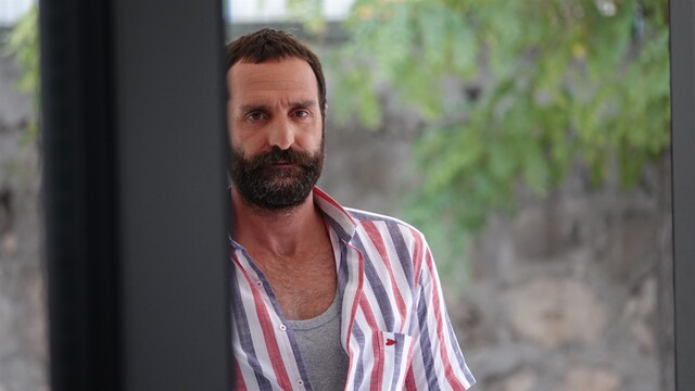 Bu kez dramın kapısını araladı