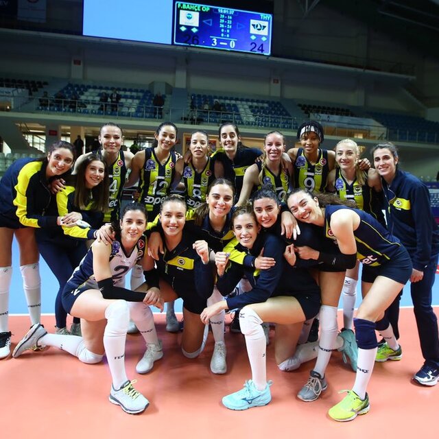Fenerbahçe Opet yarı finalde