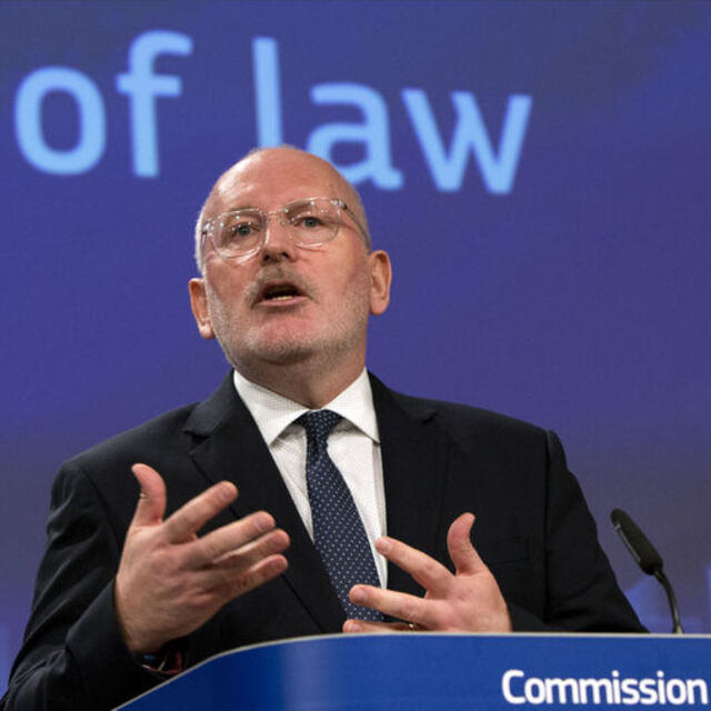 Timmermans'a yerel seçim tepkisi