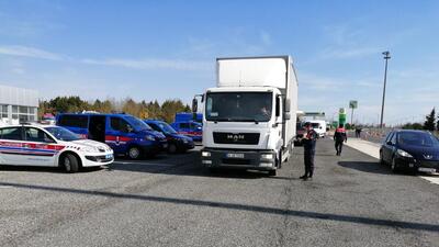 Emniyetten göçmen ve bahsi operasyonu