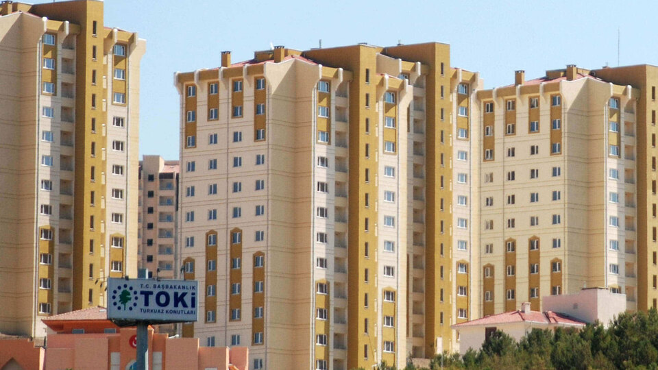 TOKİ 198 iş yeri ile 25 konutu satışa çıkardı