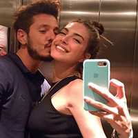 "Bütün sene böyle güzel gülmen dileğiyle"