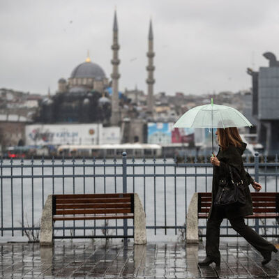Şemsiyesiz çıkmayın!
