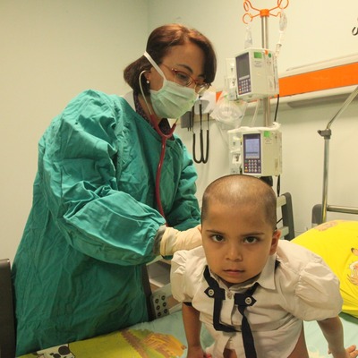 Afgan Ojran'a Malatya'da ağabeyinden ilik nakli!