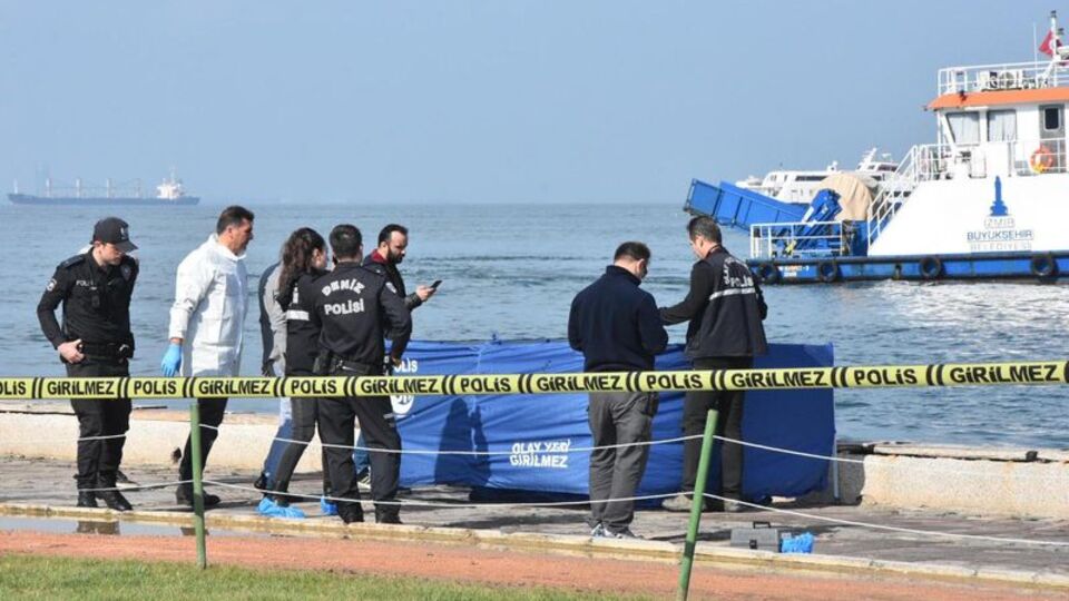 Önce kokuyu aldılar! Suya bakınca dehşete düştüler