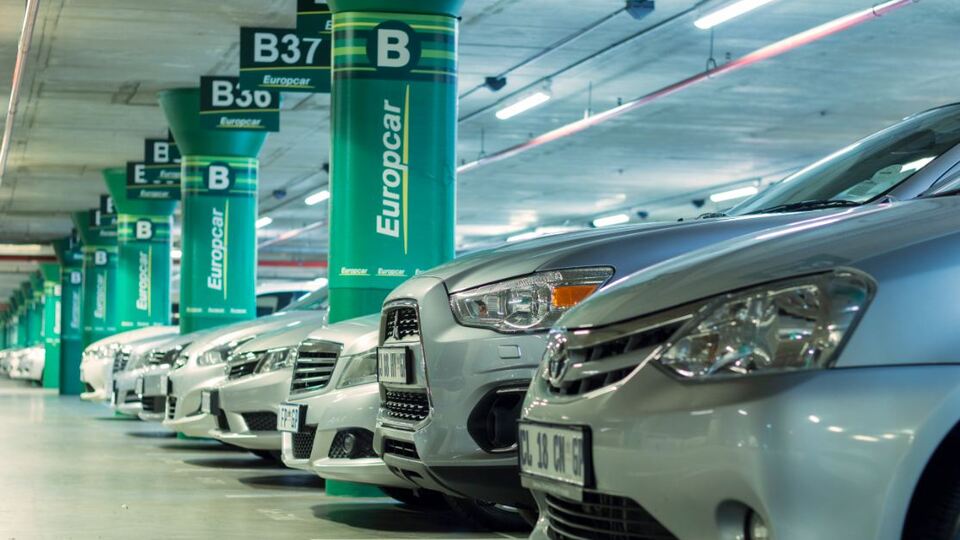 Rakiplerini bünyesine kattı!