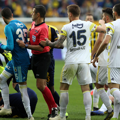 "Topu taca atma yalanını bitirin!"