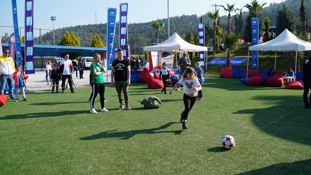 Axa U12 Cup'ta sponsor
