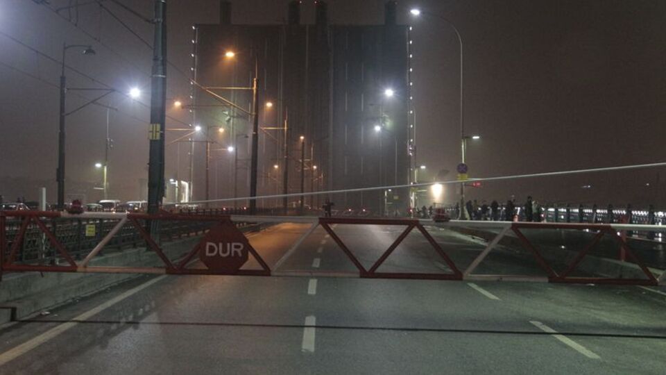 Unkapanı Köprüsü trafiğe kapatılacak