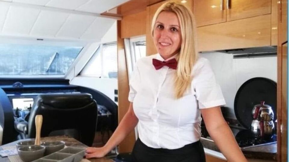 Beton mikserinin altında kaldı!