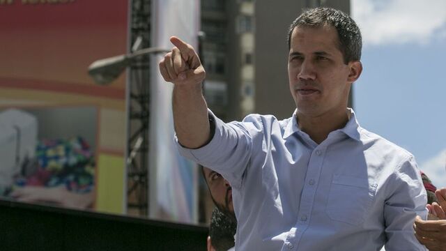 Guaido'dan kararlılık mesajı