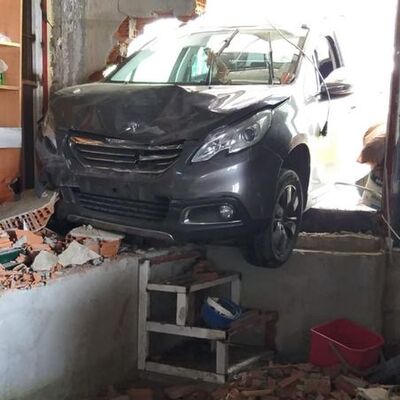 Feci kaza anı kamerada!