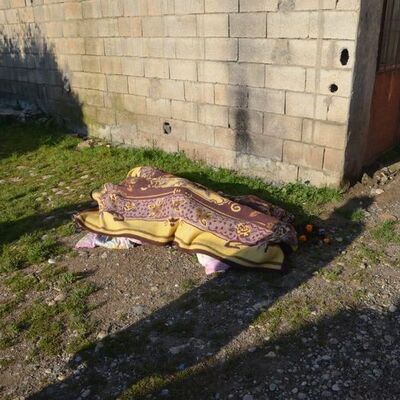 40 yıllık kocasını vahşice öldürdü