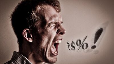 Küfür etmek orucu bozar mı?