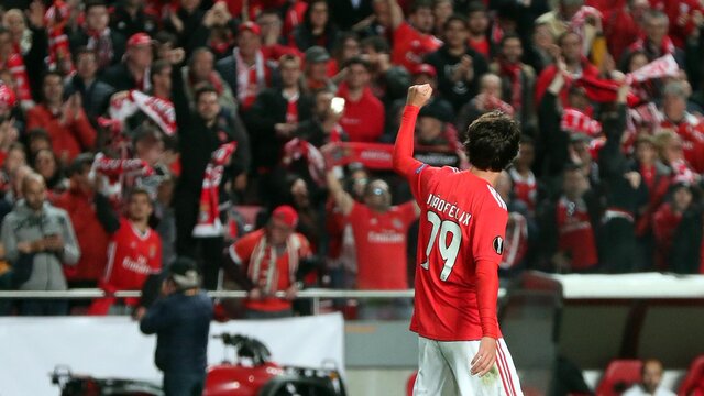 Joao Felix, Frankfurt'u dağıttı!