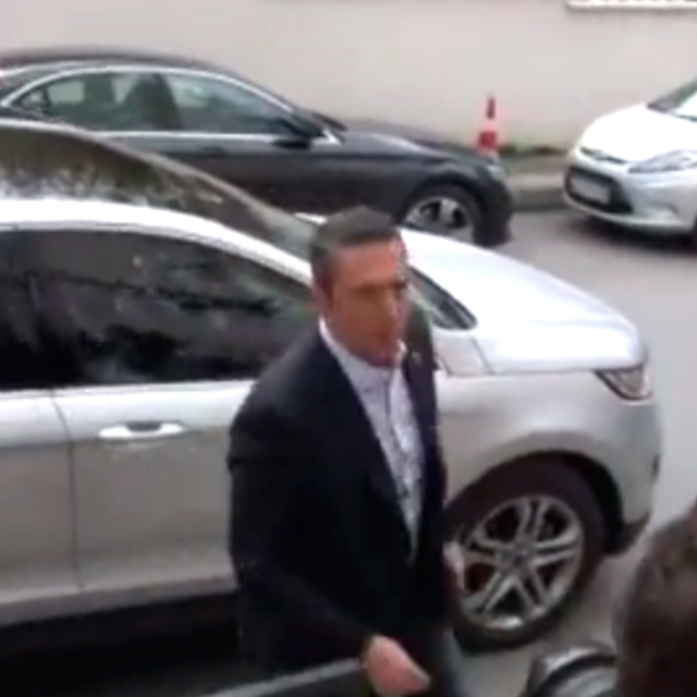Koç ve Yıldırım, Can Bartu'nun evinde